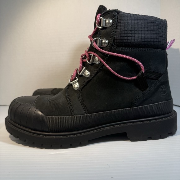 Timberland Shoes - Timberland Outdoors HERITAGE LITE 6IN Boots Waterproof Black Women Sz 6.5 EUC